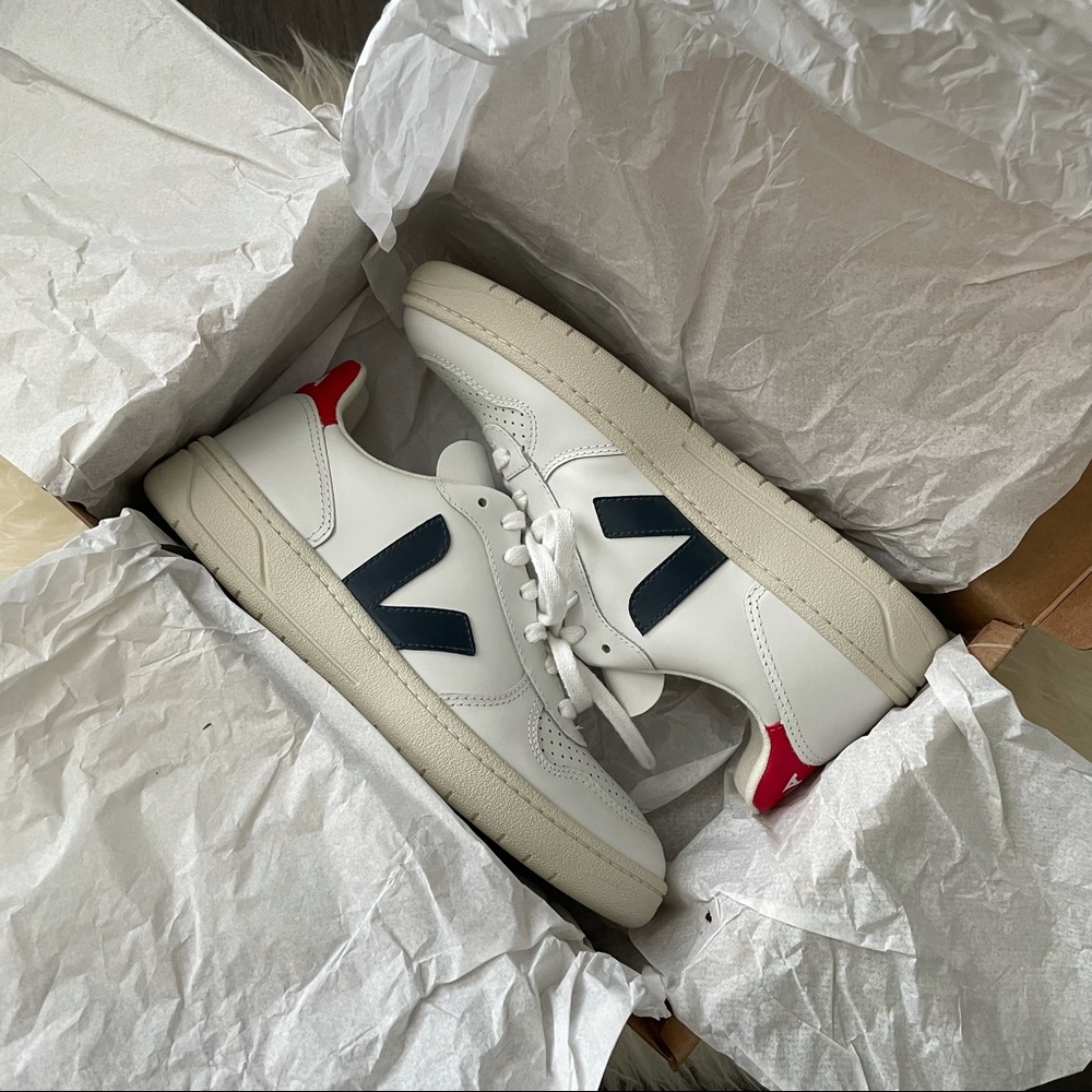 NIB Veja V-10 Nautico Pekin US 7 EUR 38